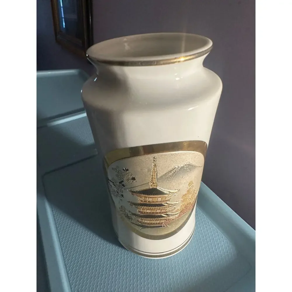Vintage Japanese Porcelain Cylinder Vase Gold‑Trim Pagoda Scene